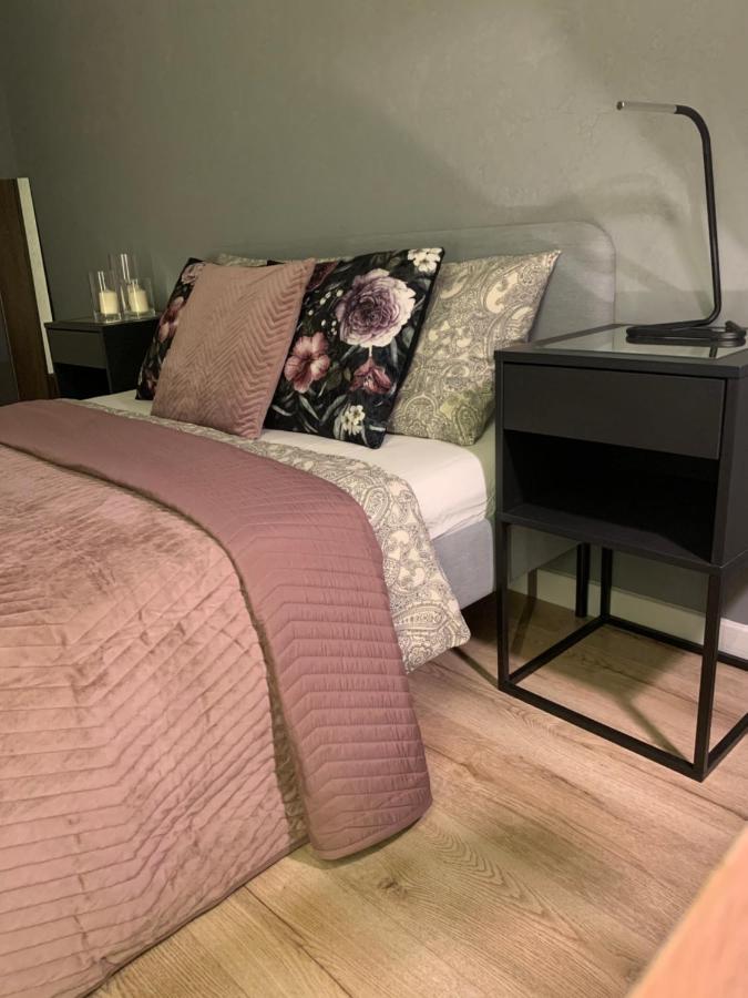 Moderno Apartament Краків Екстер'єр фото