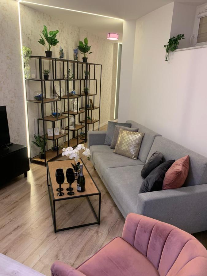 Moderno Apartament Краків Екстер'єр фото