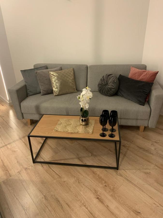 Moderno Apartament Краків Екстер'єр фото